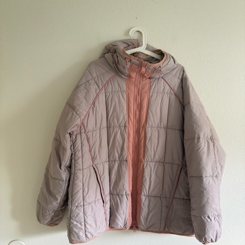 Free People Hooded Quilted Puffer Jacket in Mauve with Dusty Pink Trim